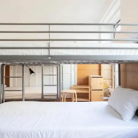 Brand New Fully Furnished Just 20 Meters From Anjos Metro Station - 3 게스트하우스 *